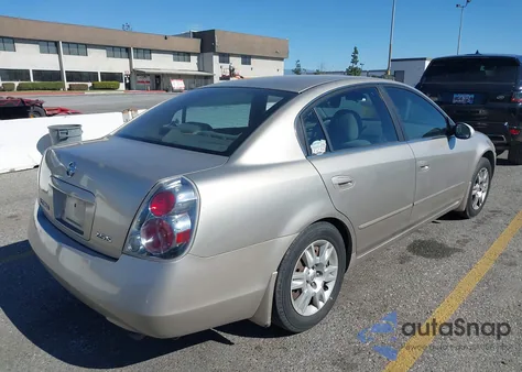2005 Nissan Altima 2.5 S z USA, uszkodzony, nr VIN 1N4AL11D35C368249